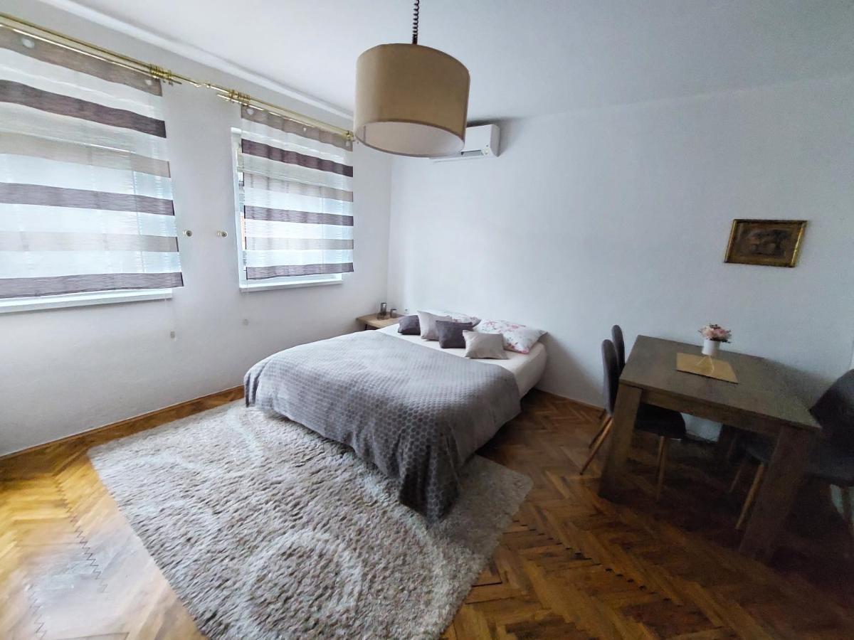 MB Deluxe Apartment Visoko Exterior foto